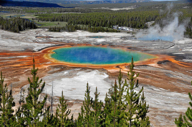 1420032425600090 It Shouldnt Be Possible For These 12 Colorful Bodies Of Water To Exist, But Wow...