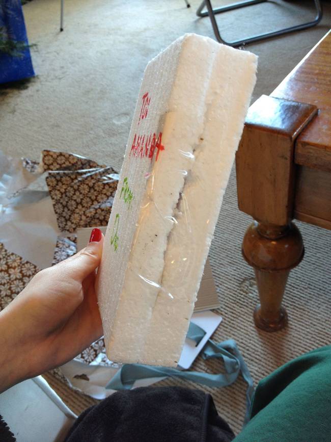 1420032449949366 When You Wrap Gifts This Christmas, Do NOT Do What These 15 People Did