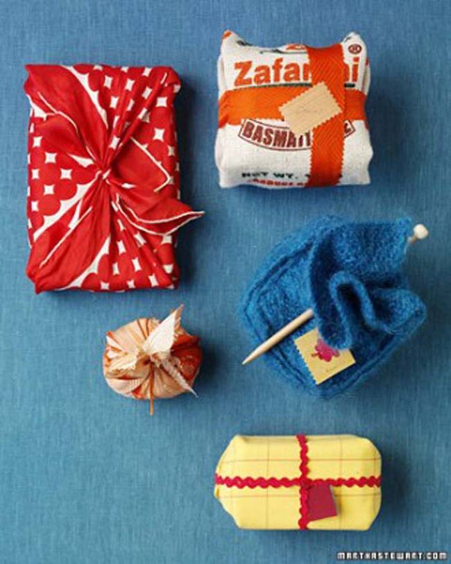 1420032623996400 Wrapping Gifts Will Never Be The Same Once You Know These 11 Epic Hacks
