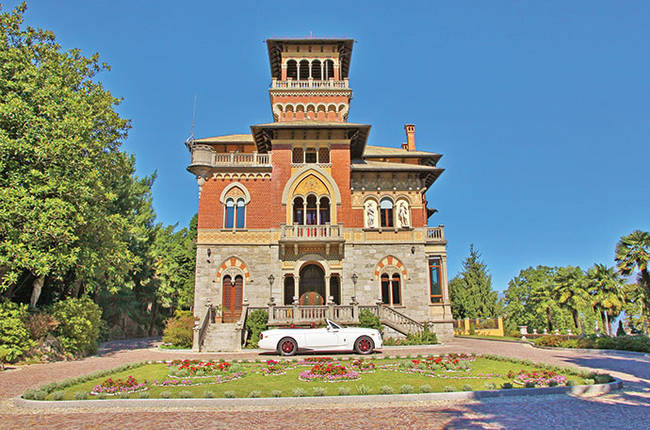 1420036253348761 These 6 European Castles Are Breathtaking...And On The Market?