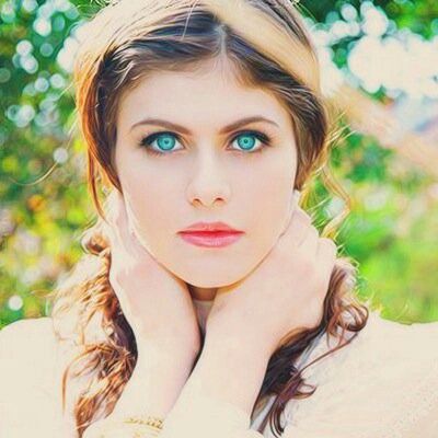 Alexandra daddario Top 10 Actresses With Best Eyes in Hollywood