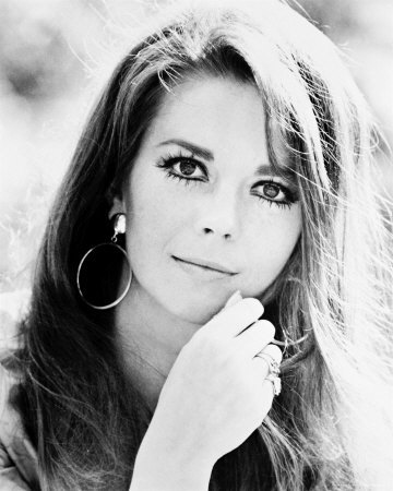 natalie wood Top 20 Gorgeous Classic Actresses