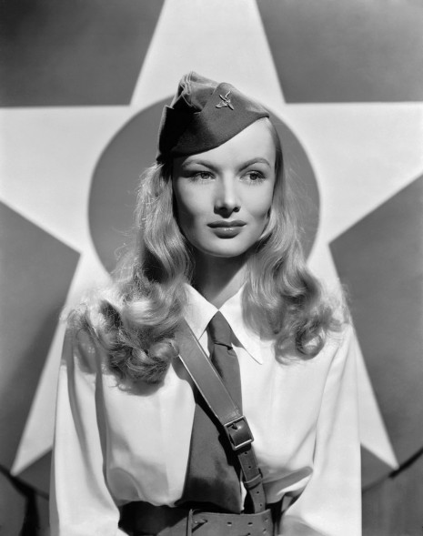 veronica lake 465x589 Top 20 Gorgeous Classic Actresses